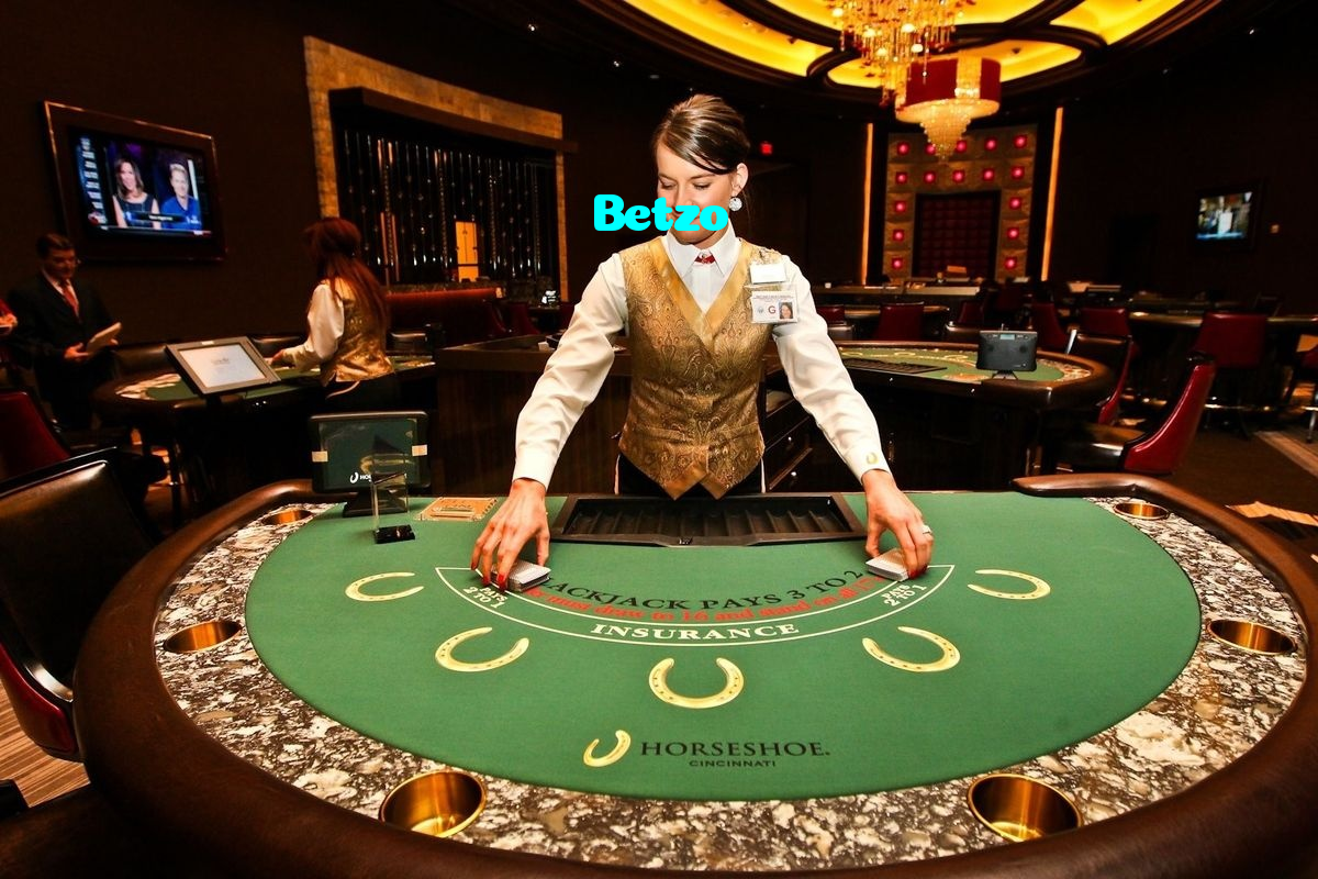 Betzo casino presented on mobile device in Pakistan with slots and live games
